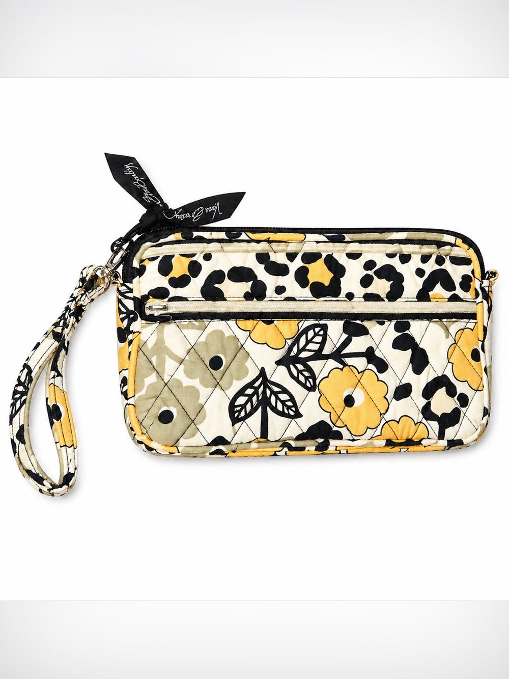 Vera Bradley • Quilted Wristlet